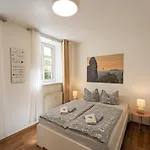 Apartment Helle Fuer Familien Und Gruppen Mit Pool, Sauna & Terrasse Sebnitz