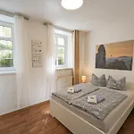 Helle Fuer Familien Und Gruppen Mit Pool, Sauna & Terrasse