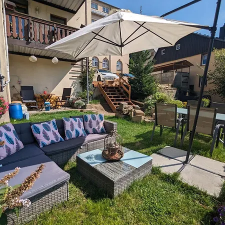 Helle Fuer Familien Und Gruppen Mit Pool, Sauna & Terrasse Apartment *