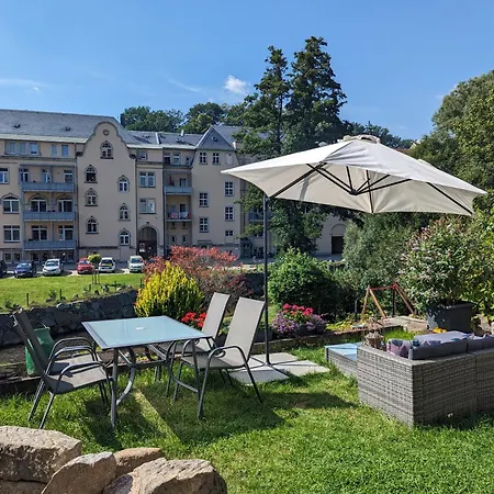 Helle Fuer Familien Und Gruppen Mit Pool, Sauna & Terrasse Sebnitz