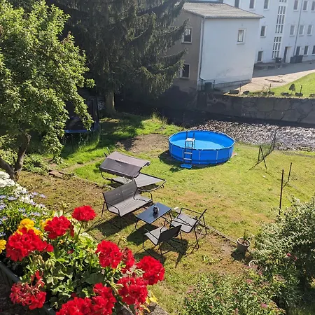 Helle Fuer Familien Und Gruppen Mit Pool, Sauna & Terrasse * Sebnitz