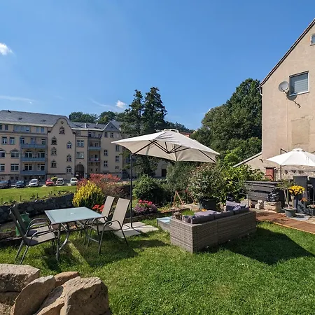 Helle Fuer Familien Und Gruppen Mit Pool, Sauna & Terrasse Apartment